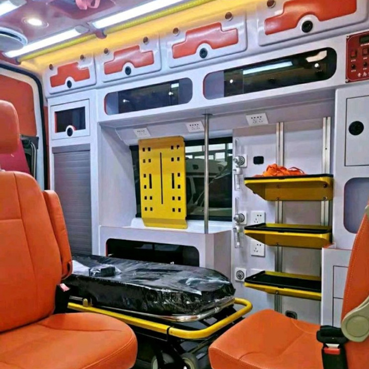 排浦镇长途救护车护送病人租赁价格